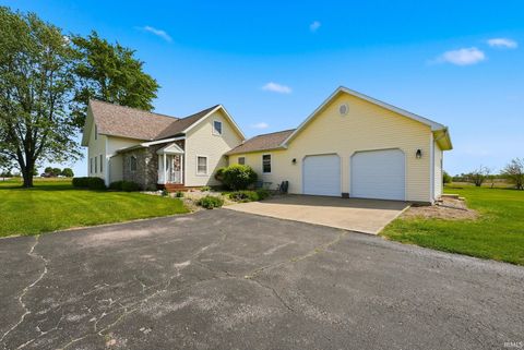 Tiny photo for 8294 S County Farm Road, Claypool, IN 46510 (MLS # 202618298)