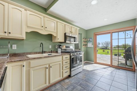 Tiny photo for 8294 S County Farm Road, Claypool, IN 46510 (MLS # 202618298)
