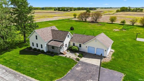 Tiny photo for 8294 S County Farm Road, Claypool, IN 46510 (MLS # 202618298)