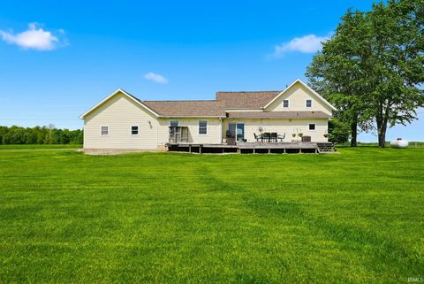 Tiny photo for 8294 S County Farm Road, Claypool, IN 46510 (MLS # 202618298)