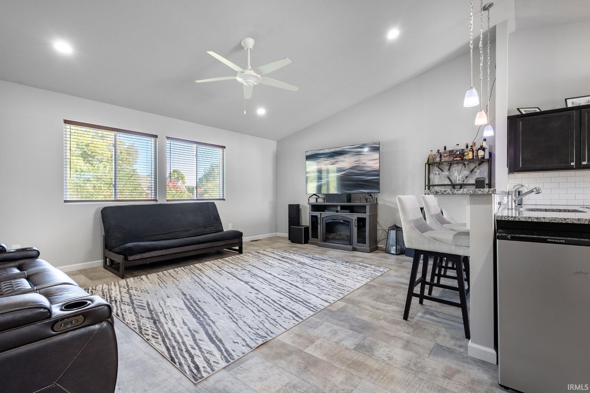 South Bend, Indiana 46619, United States, 3 Bedrooms Bedrooms, ,2 BathroomsBathrooms,Residential,Active,231221