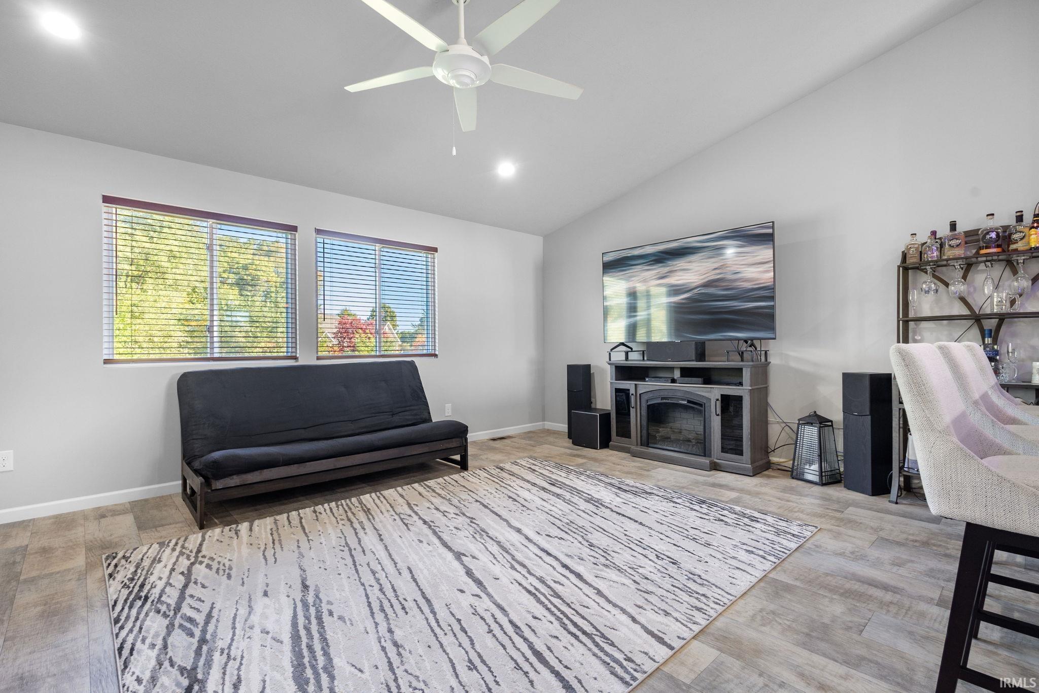 South Bend, Indiana 46619, United States, 3 Bedrooms Bedrooms, ,2 BathroomsBathrooms,Residential,Active,231221