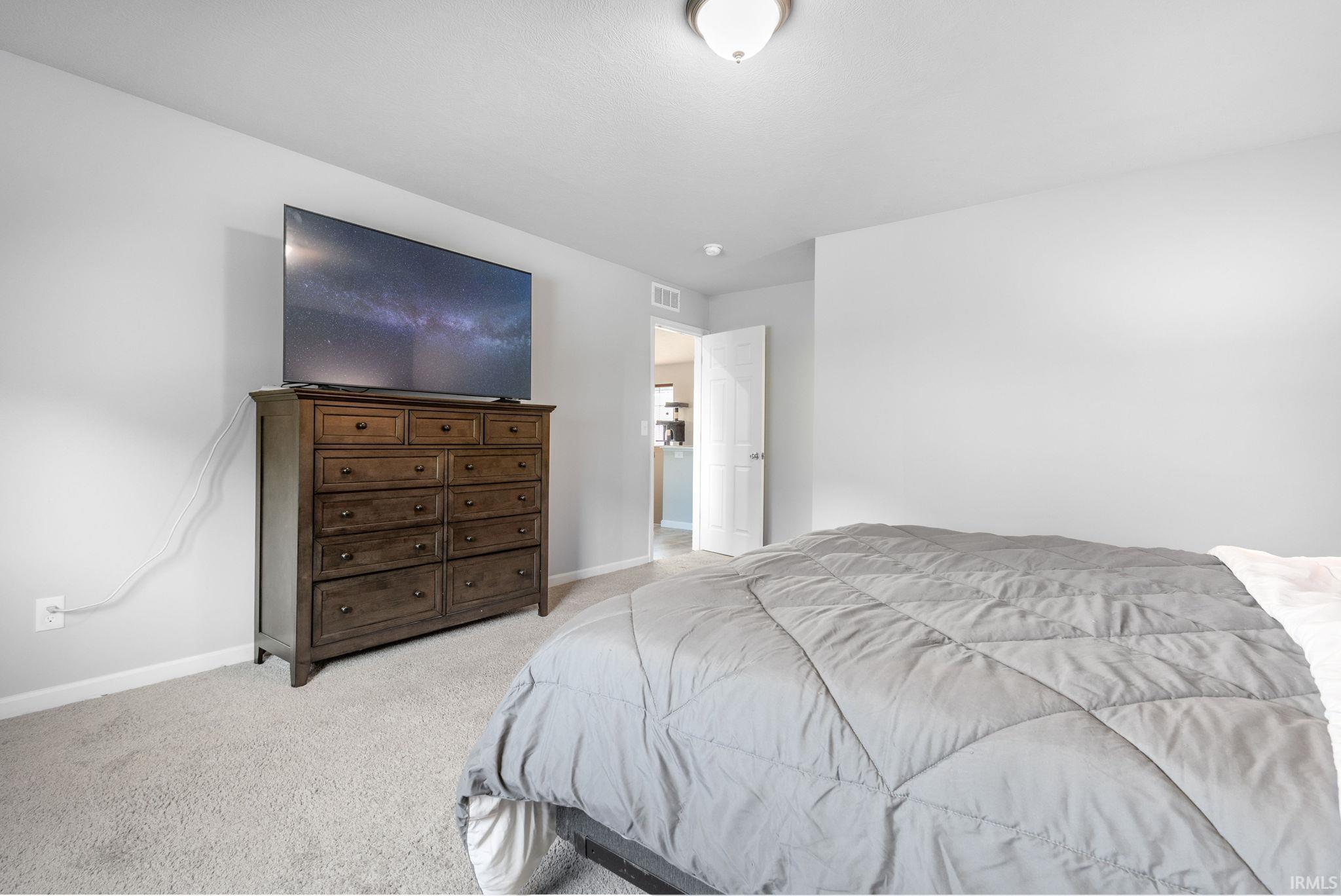 South Bend, Indiana 46619, United States, 3 Bedrooms Bedrooms, ,2 BathroomsBathrooms,Residential,Active,231221