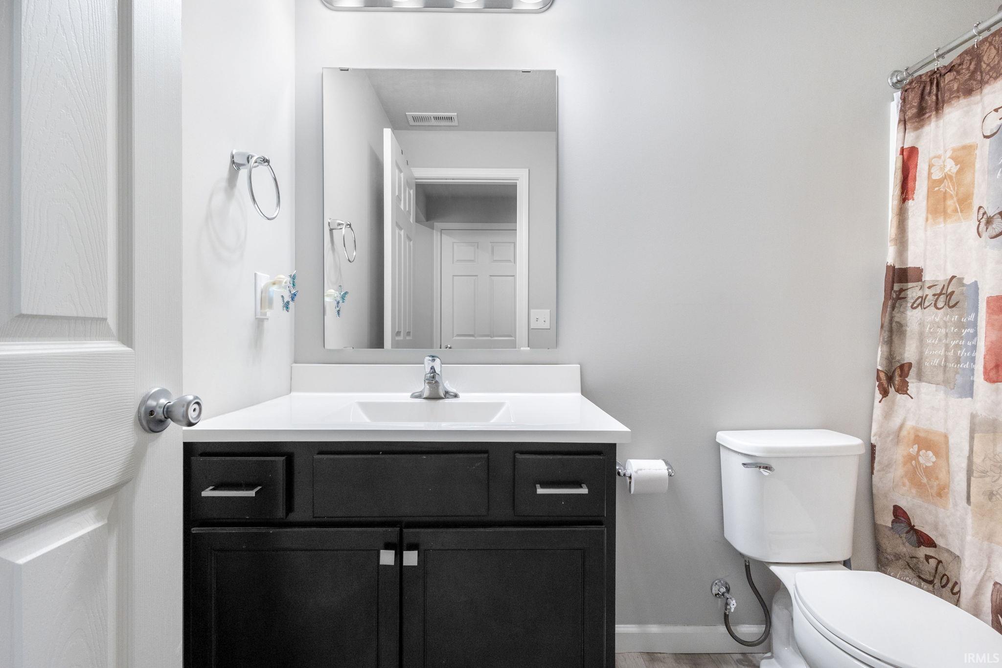 South Bend, Indiana 46619, United States, 3 Bedrooms Bedrooms, ,2 BathroomsBathrooms,Residential,Active,231221