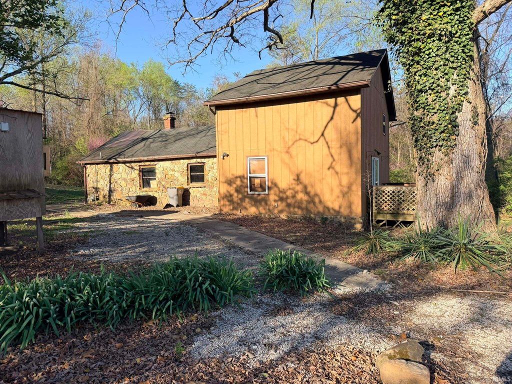 Photo of 1109 W Gourley Pike, Bloomington, IN 47404 (MLS # 202611623)