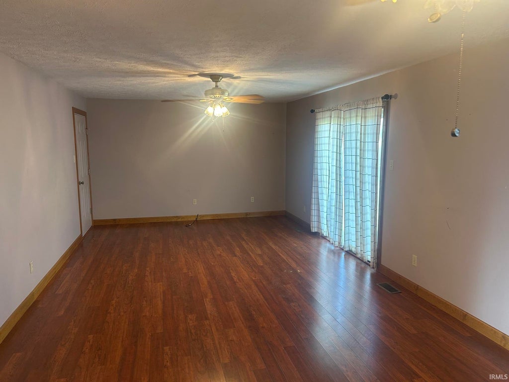 Photo of 3350 Elm Swamp Road, Lebanon, IN 46052 (MLS # 202637682)