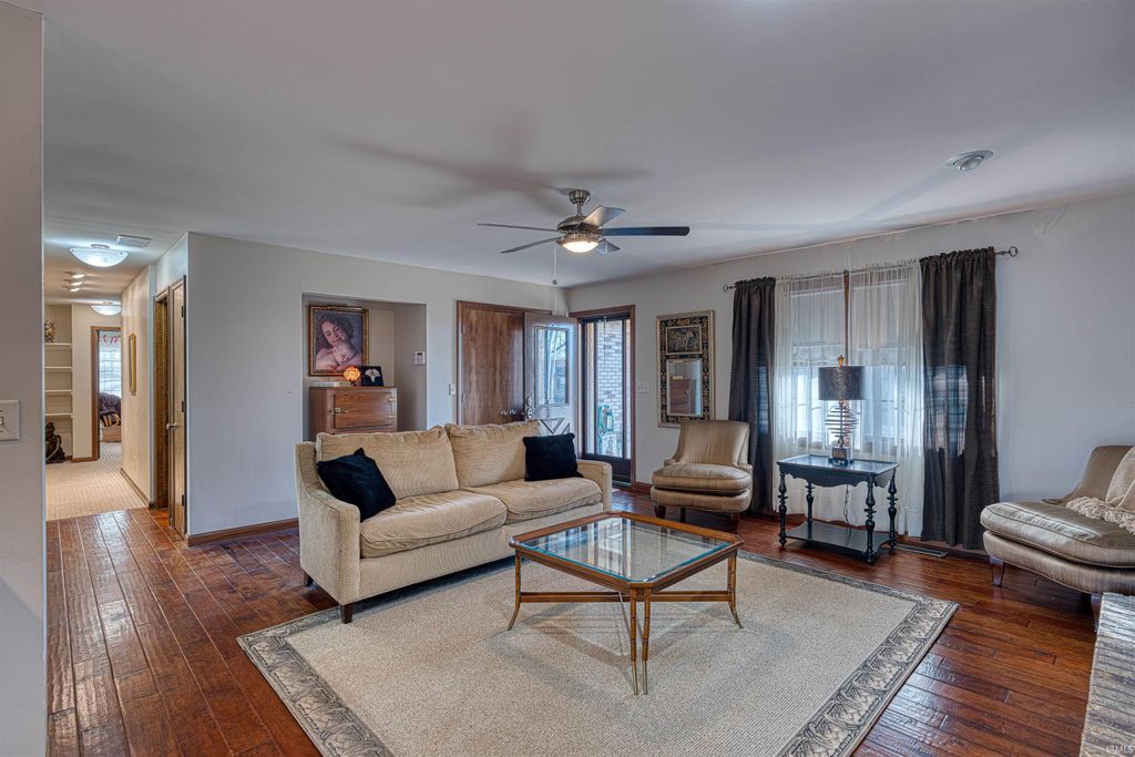 Photo of 2923 - 2925 W MILL Road, Evansville, IN 47720 (MLS # 202548759)