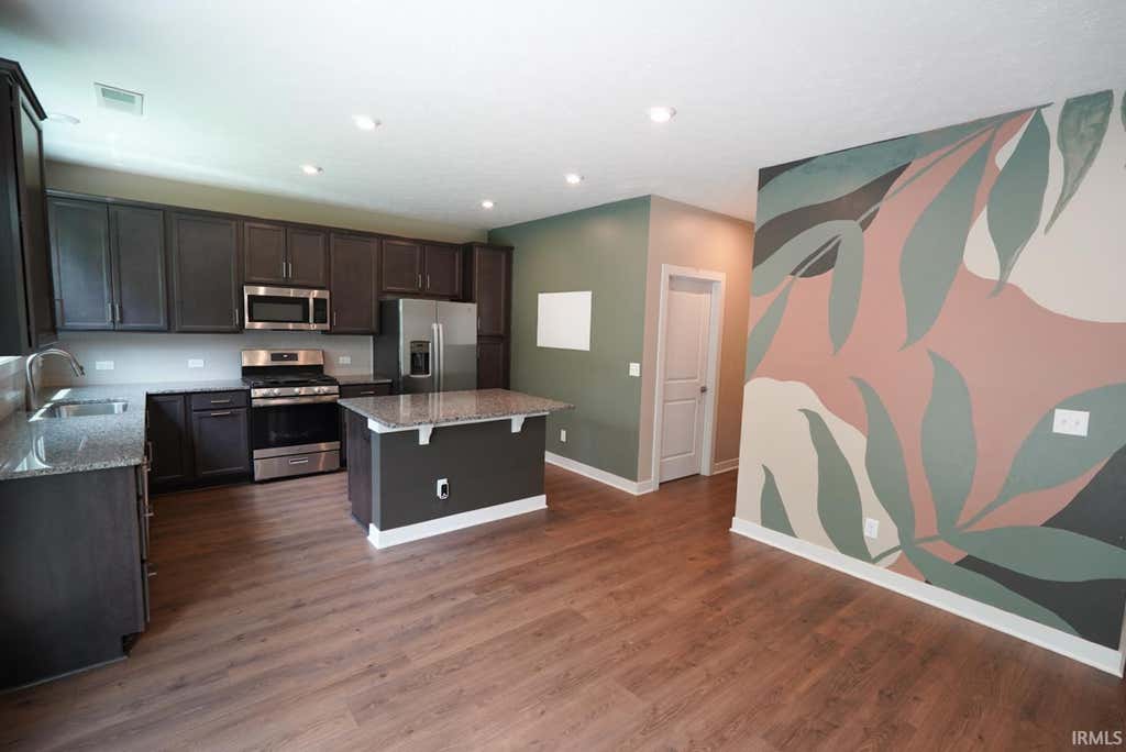 Photo of 1392 N Hunters Crossing Circle, Huntingburg, IN 47542 (MLS # 202615972)