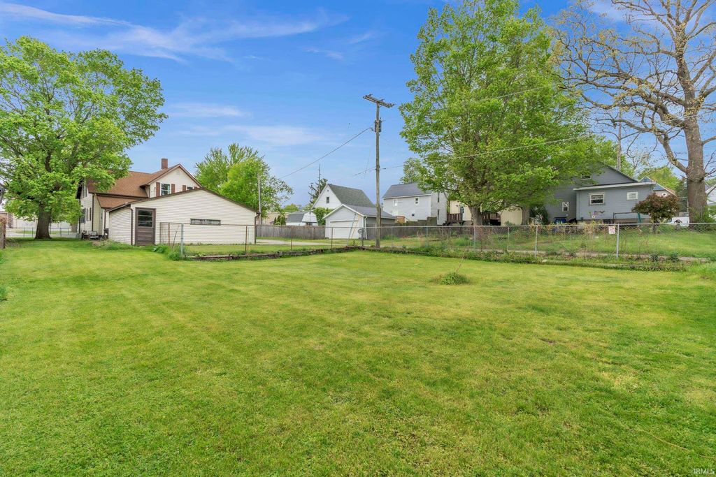 Photo of 215 W Grove Street, Kendallville, IN 46755 (MLS # 202616917)