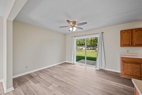 Tiny photo for 328 W Jefferson Street, Upland, IN 46911 (MLS # 202541269)