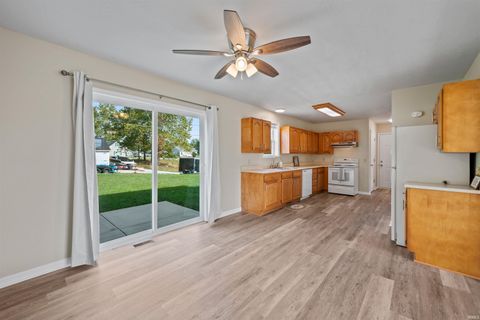 Tiny photo for 328 W Jefferson Street, Upland, IN 46911 (MLS # 202541269)