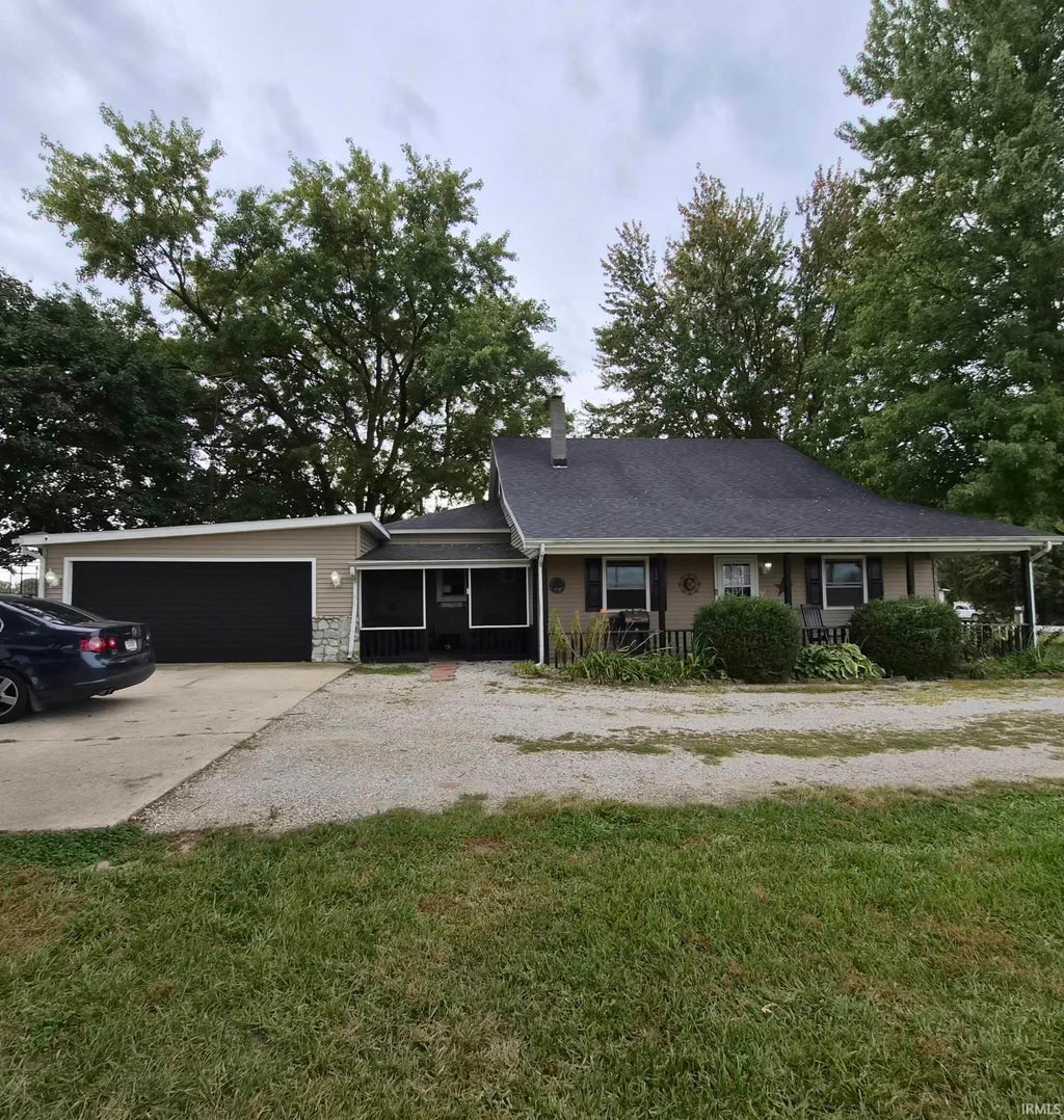 Photo of 3744 N 1150 W, Flora, IN 46929 (MLS # 202640571)