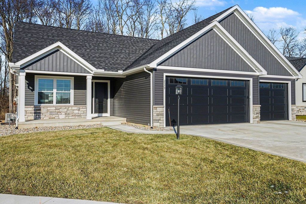 Photo of 2579 Timberstone Drive, Elkhart, IN 46514 (MLS # 202601285)
