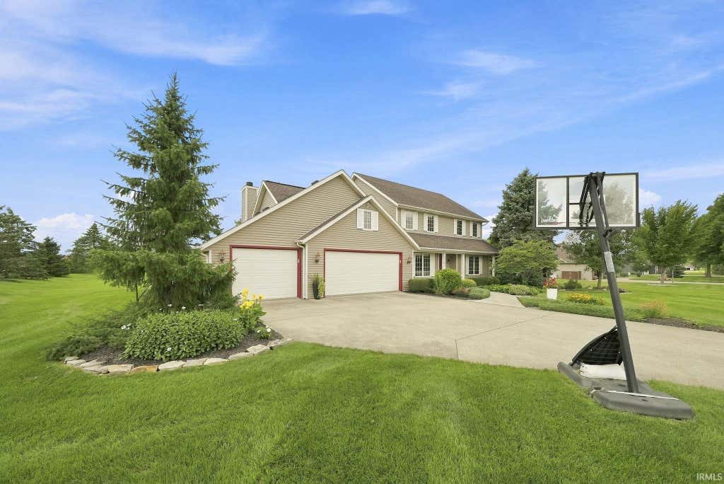 Photo of 5207 N State Road 101, Woodburn, IN 46797 (MLS # 202633729)