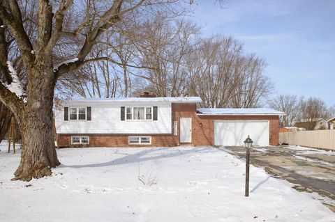 Photo of 905 Jeff Drive, Kokomo, IN 46901 (MLS # 202549528)