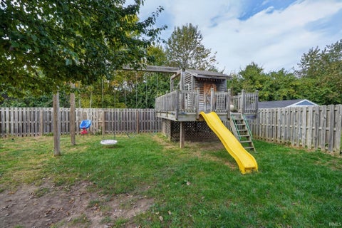 Tiny photo for 2816 Flagstone Way, Lafayette, IN 47909 (MLS # 202642563)