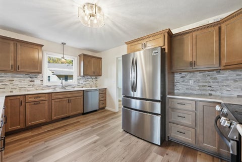 Tiny photo for 371 Baythorne Drive, Warsaw, IN 46580 (MLS # 202644947)