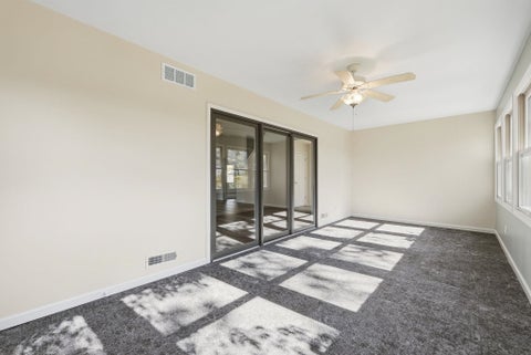 Tiny photo for 371 Baythorne Drive, Warsaw, IN 46580 (MLS # 202644947)