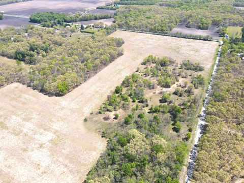 Tiny photo for 700 E 250 N, Grovertown, IN 46531 (MLS # 202618702)