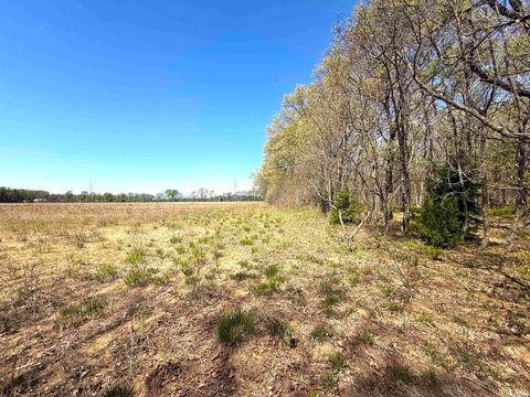 Tiny photo for 700 E 250 N, Grovertown, IN 46531 (MLS # 202618702)
