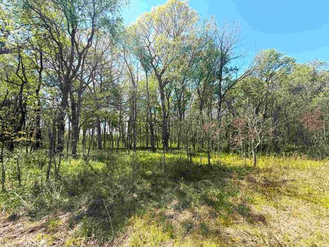 Tiny photo for 700 E 250 N, Grovertown, IN 46531 (MLS # 202618702)