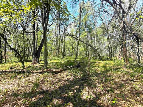 Tiny photo for 700 E 250 N, Grovertown, IN 46531 (MLS # 202618702)