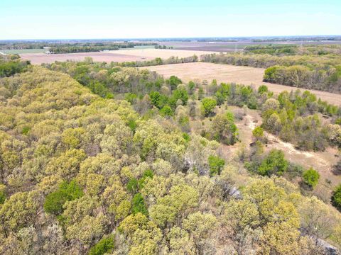 Tiny photo for 700 E 250 N, Grovertown, IN 46531 (MLS # 202618702)