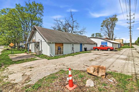 Tiny photo for 325 E Christy Street, Marion, IN 46952 (MLS # 202545911)