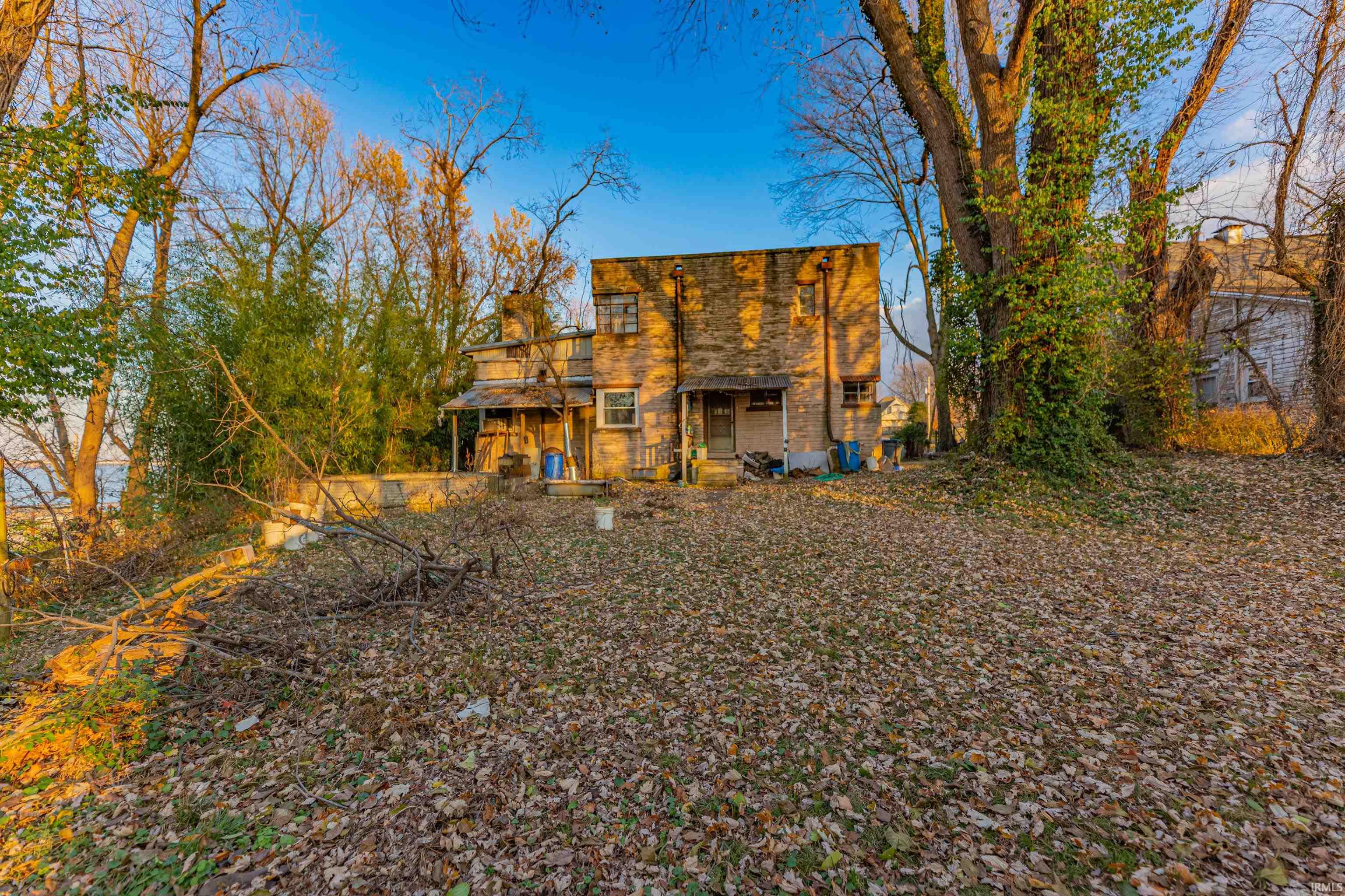 Rockport, Indiana 47635, United States, 3 Bedrooms Bedrooms, ,3 BathroomsBathrooms,Residential,Active,91832