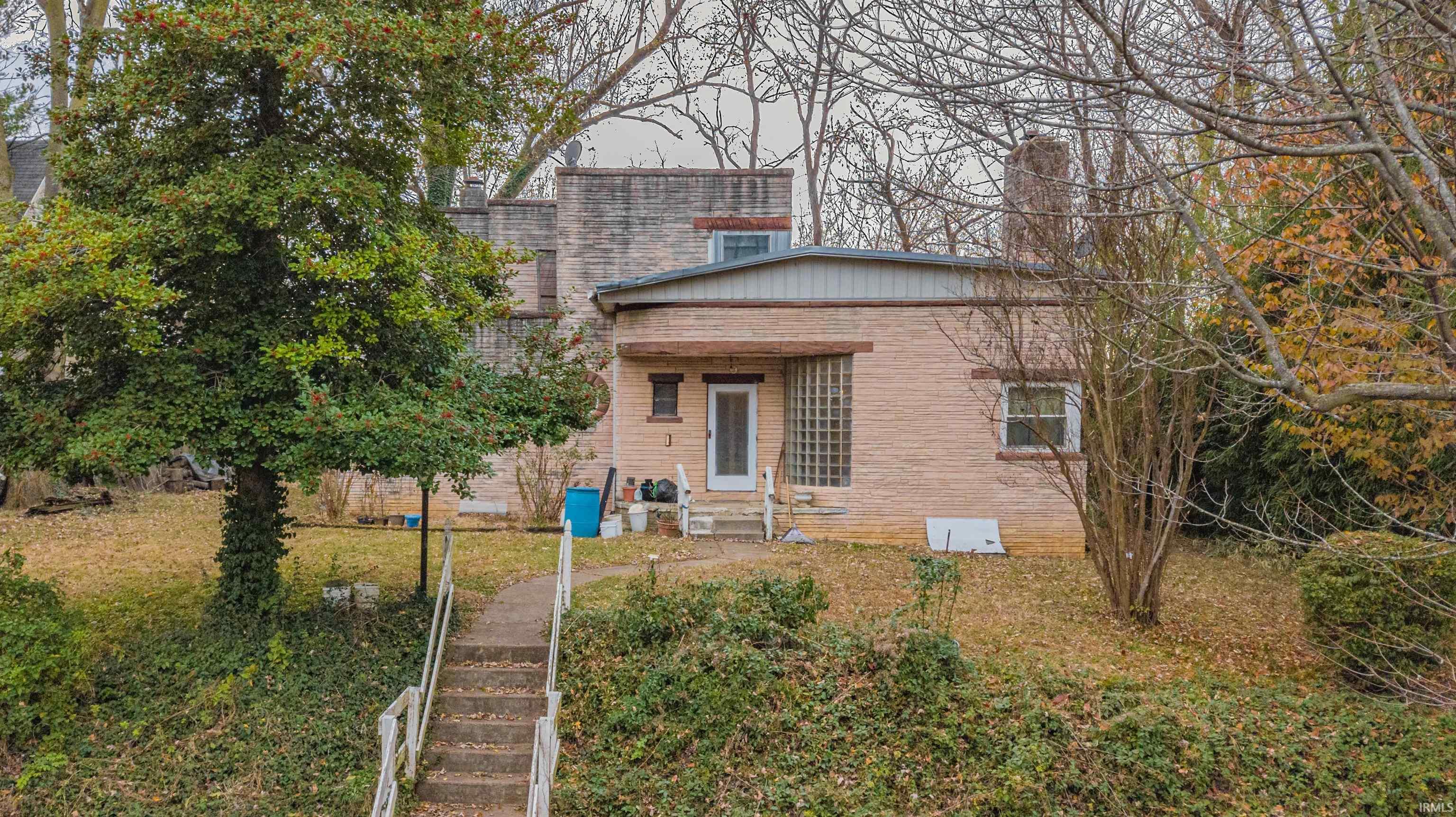 Rockport, Indiana 47635, United States, 3 Bedrooms Bedrooms, ,3 BathroomsBathrooms,Residential,Active,91832