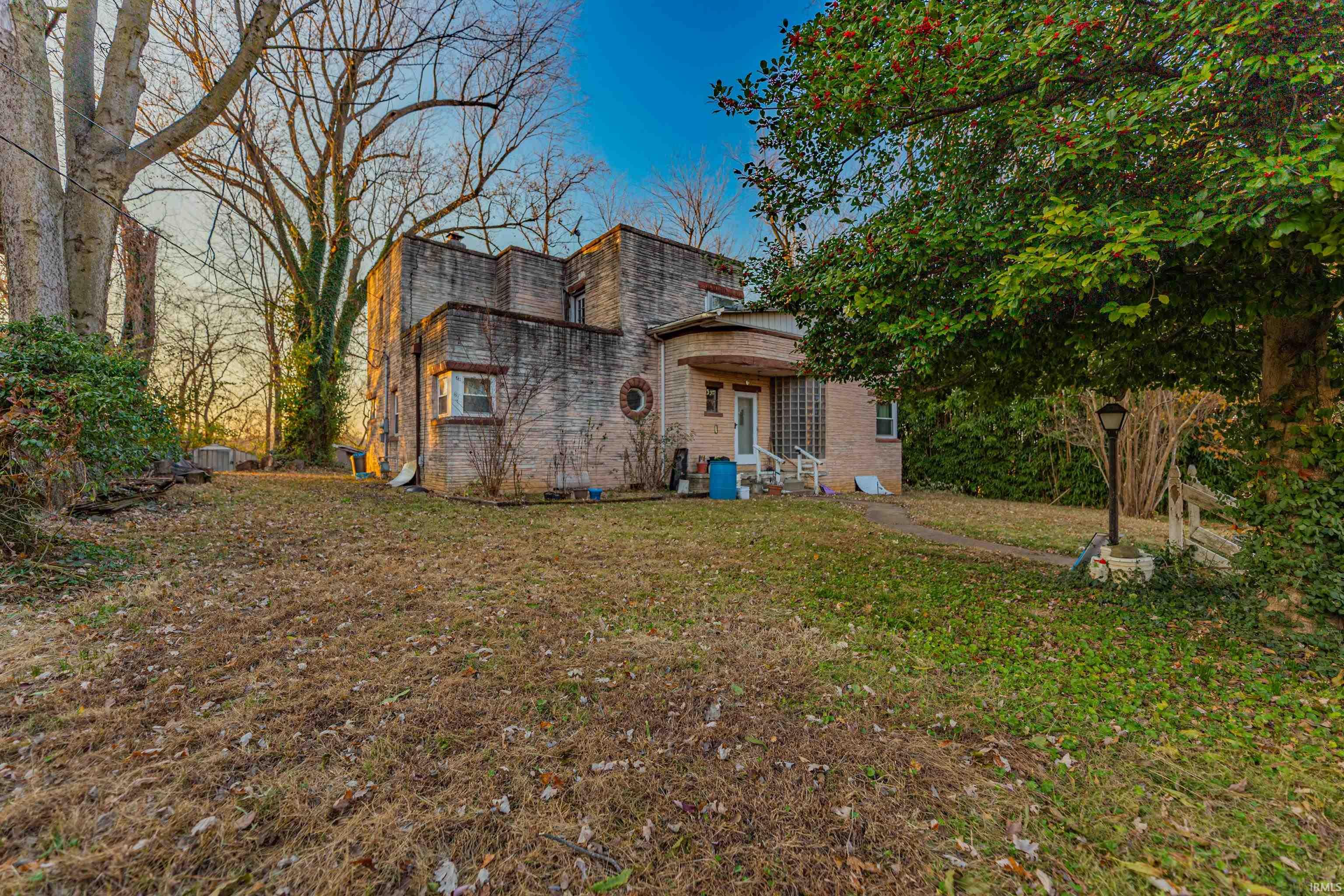 Rockport, Indiana 47635, United States, 3 Bedrooms Bedrooms, ,3 BathroomsBathrooms,Residential,Active,91832