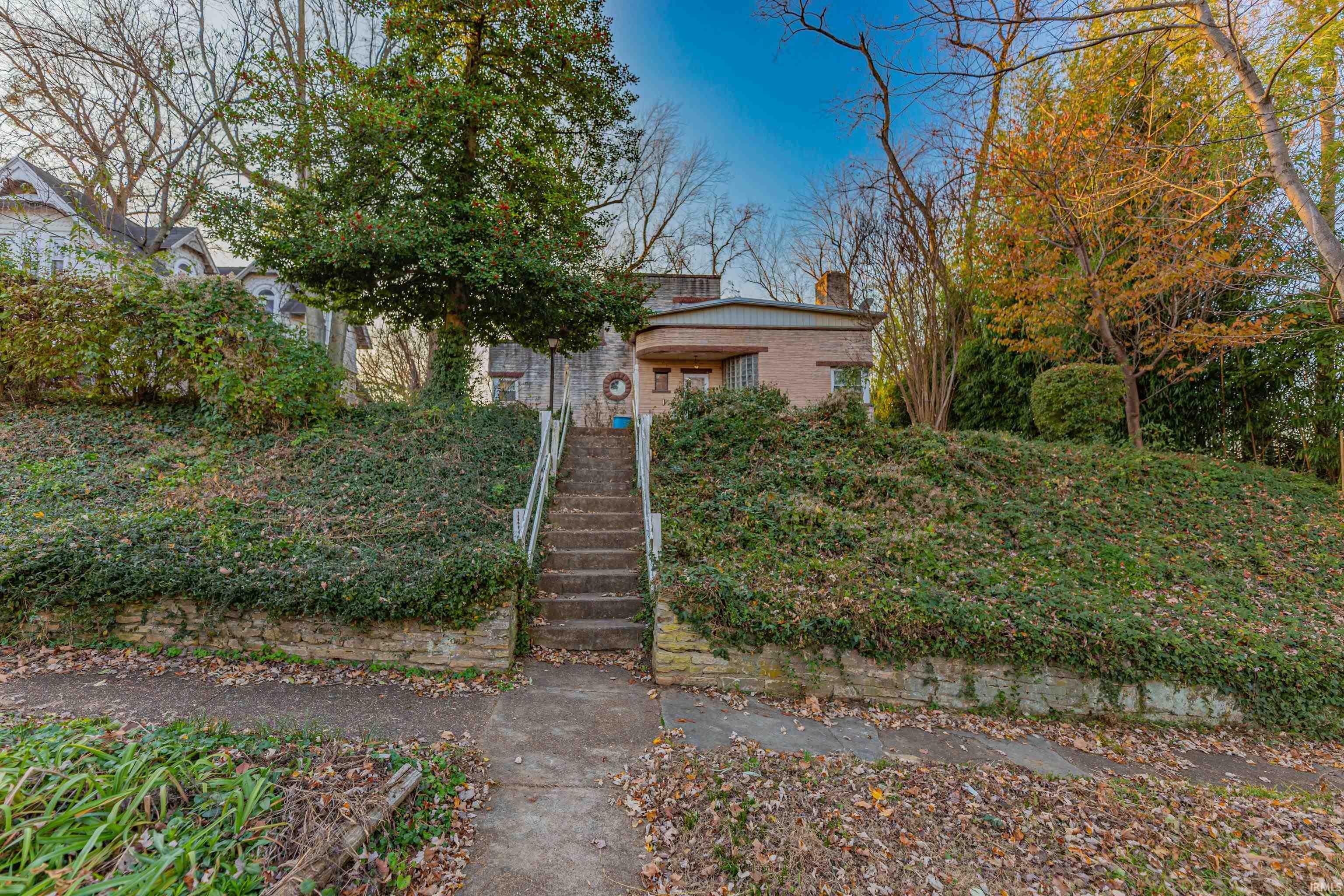 Rockport, Indiana 47635, United States, 3 Bedrooms Bedrooms, ,3 BathroomsBathrooms,Residential,Active,91832