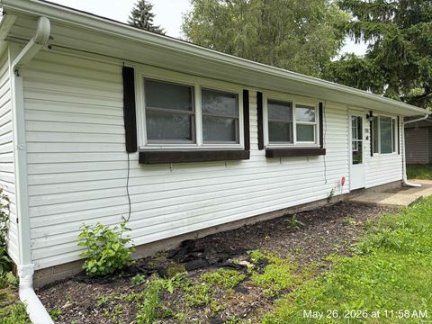 Tiny photo for 1101 Moccasin Trail, Kokomo, IN 46902 (MLS # 202620205)