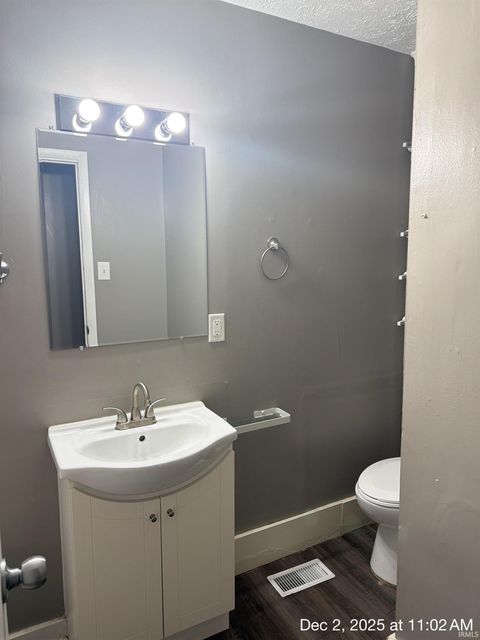 Tiny photo for 1101 Moccasin Trail, Kokomo, IN 46902 (MLS # 202620205)