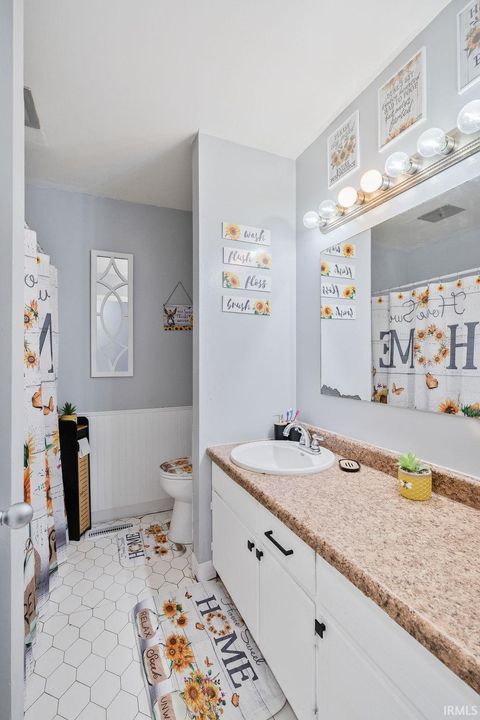 Tiny photo for 2025 ALTON Drive, Kokomo, IN 46901 (MLS # 202605810)