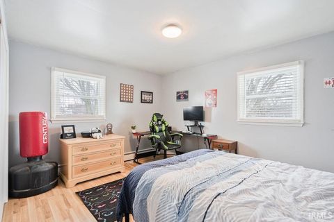 Tiny photo for 2025 ALTON Drive, Kokomo, IN 46901 (MLS # 202605810)