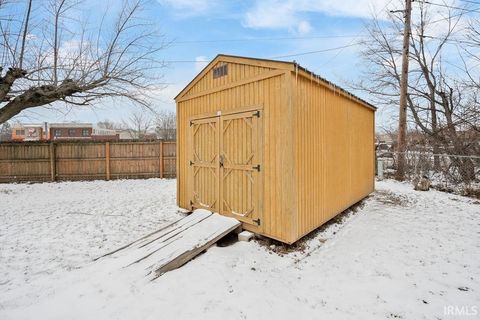 Tiny photo for 2025 ALTON Drive, Kokomo, IN 46901 (MLS # 202605810)