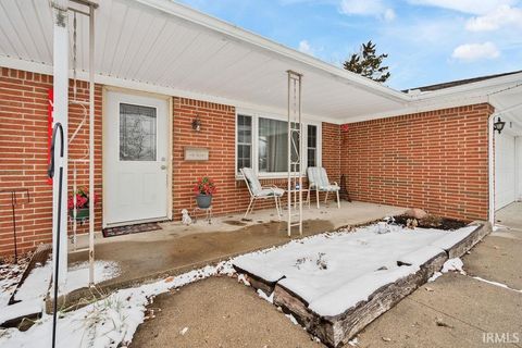 Tiny photo for 2025 ALTON Drive, Kokomo, IN 46901 (MLS # 202605810)