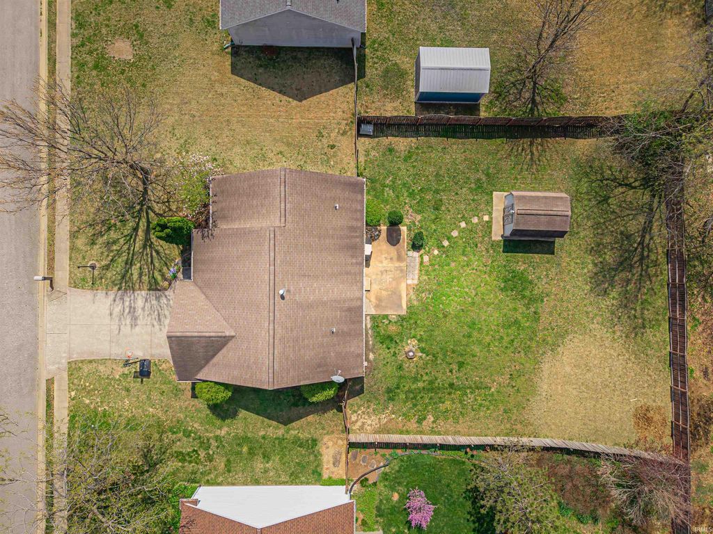 Photo of 4424 Strathmoor Drive, Evansville, IN 47711 (MLS # 202610875)