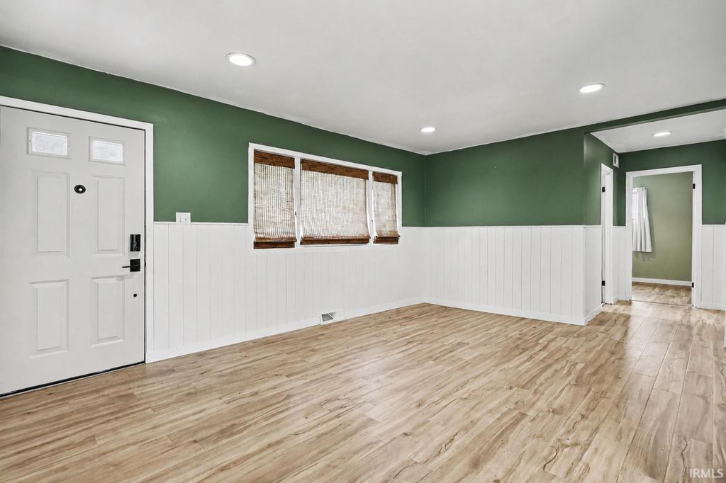 Photo of 2220 Solomon Avenue, South Bend, IN 46615 (MLS # 202620324)
