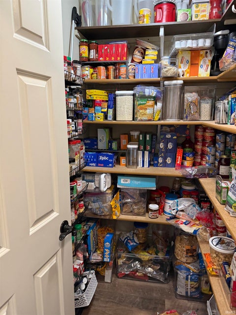 Tiny photo for 548 Caracol Court, Fort Wayne, IN 46845 (MLS # 202641572)