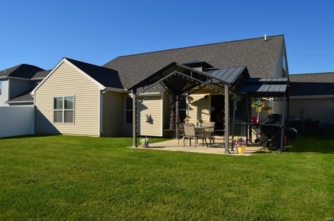 Tiny photo for 548 Caracol Court, Fort Wayne, IN 46845 (MLS # 202641572)
