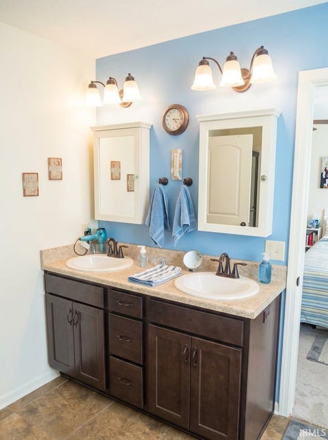 Tiny photo for 548 Caracol Court, Fort Wayne, IN 46845 (MLS # 202641572)