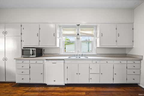 Tiny photo for 128 S 26th Street, Lafayette, IN 47904 (MLS # 202631233)