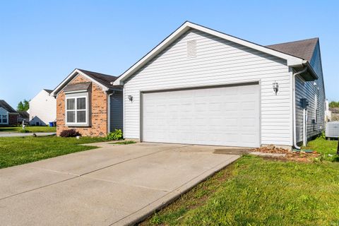 Tiny photo for 3002 Beachwalk Lane, Kokomo, IN 46902 (MLS # 202618427)