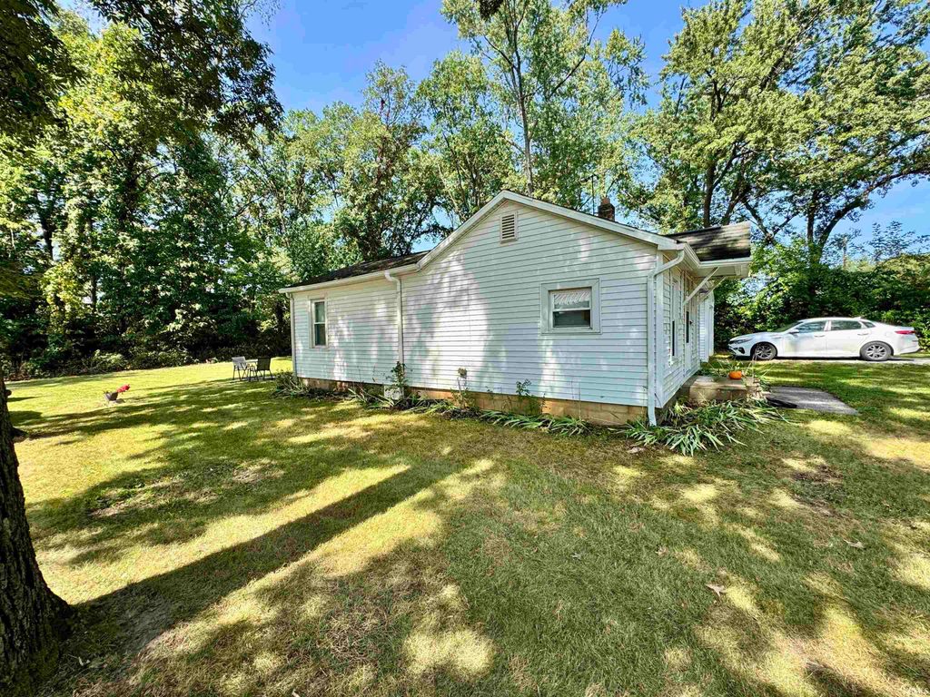 Photo of 56365 Strathmore Drive, Elkhart, IN 46516 (MLS # 202537532)