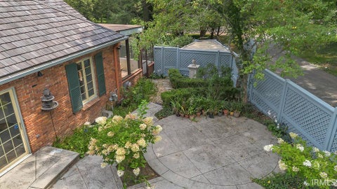 Tiny photo for 648 S Woodscrest Drive, Bloomington, IN 47401 (MLS # 202642104)