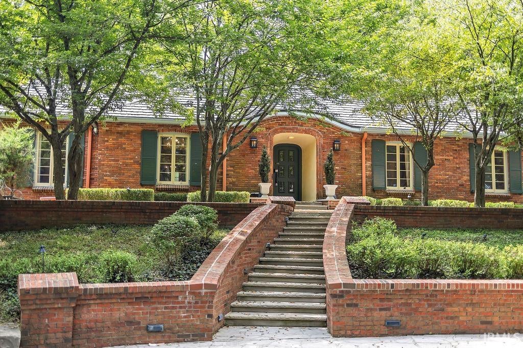 Photo of 648 S Woodscrest Drive, Bloomington, IN 47401 (MLS # 202642104)