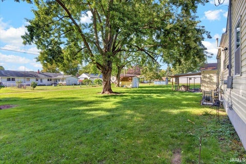 Tiny photo for 606 S Park Place, Fowler, IN 47944 (MLS # 202642109)