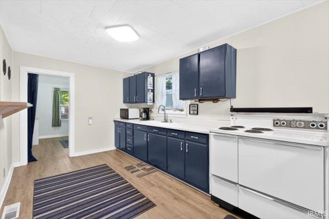 Tiny photo for 606 S Park Place, Fowler, IN 47944 (MLS # 202642109)